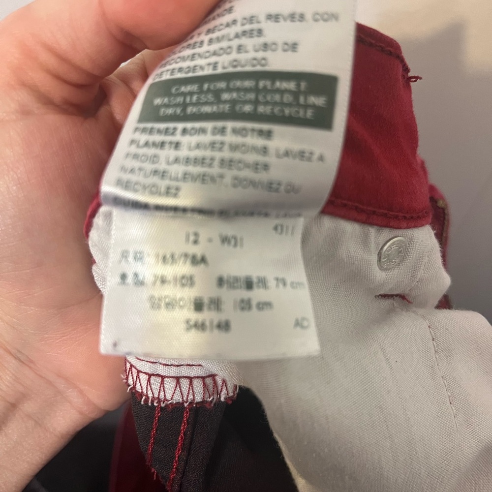Levi’s - Picture 6 of 6